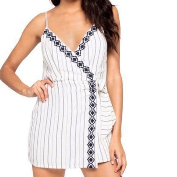 L*Space By Monica Wise Embroidered Maria Striped Wrap‎ Romper X Small New - Picture 1 of 16